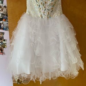Sequence/ ruffle dress size 2. Perfect condition. Crisscross tie back. Strapless